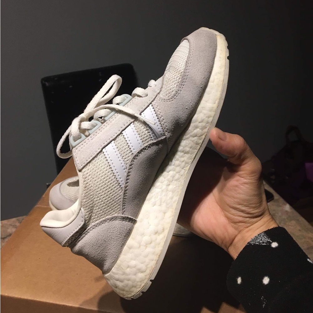 Adidas - Picture 4 of 8